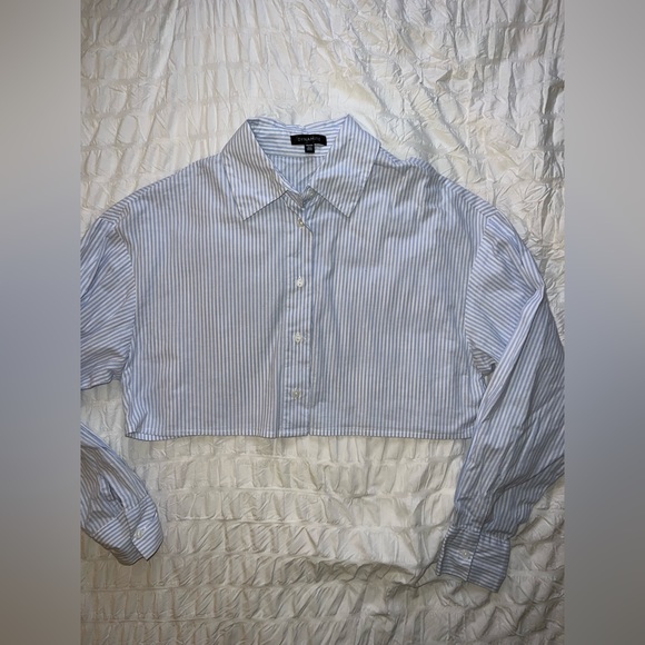 Cropped striped shirt - Picture 2 of 4